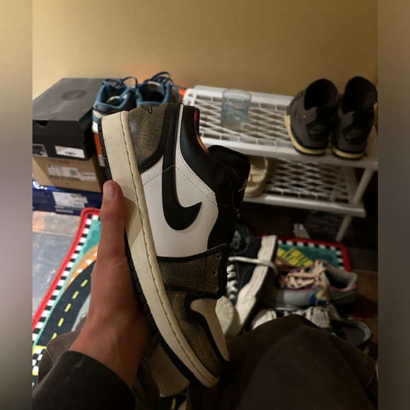 Jordan 1 low - Picture 1 of 8